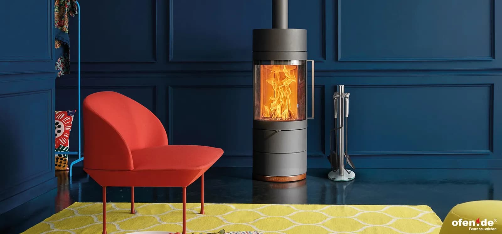 Kaminbesteck Lienbacher 4tlg. schwarz mit Edelstahlgriffen Sockel aus Glas